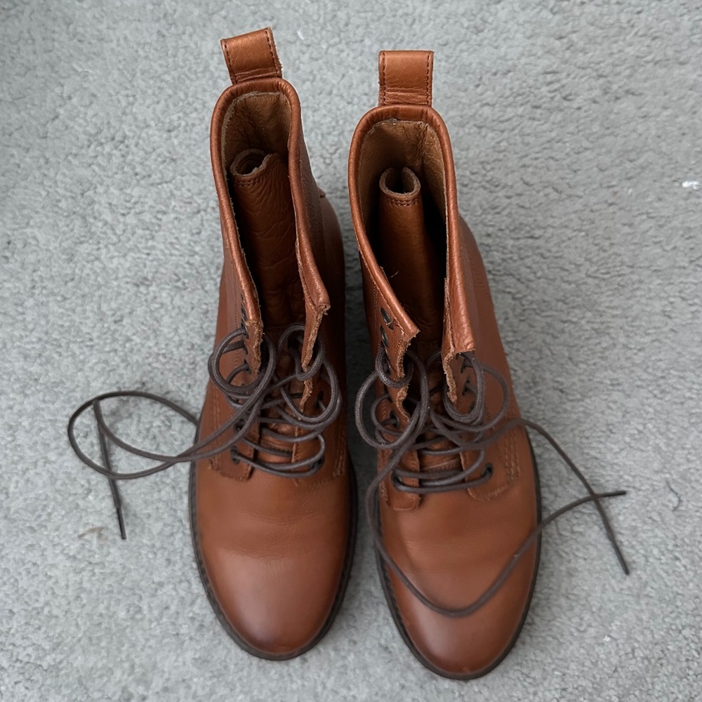 Frye Veronica Combat Boots - Picture 3 of 15